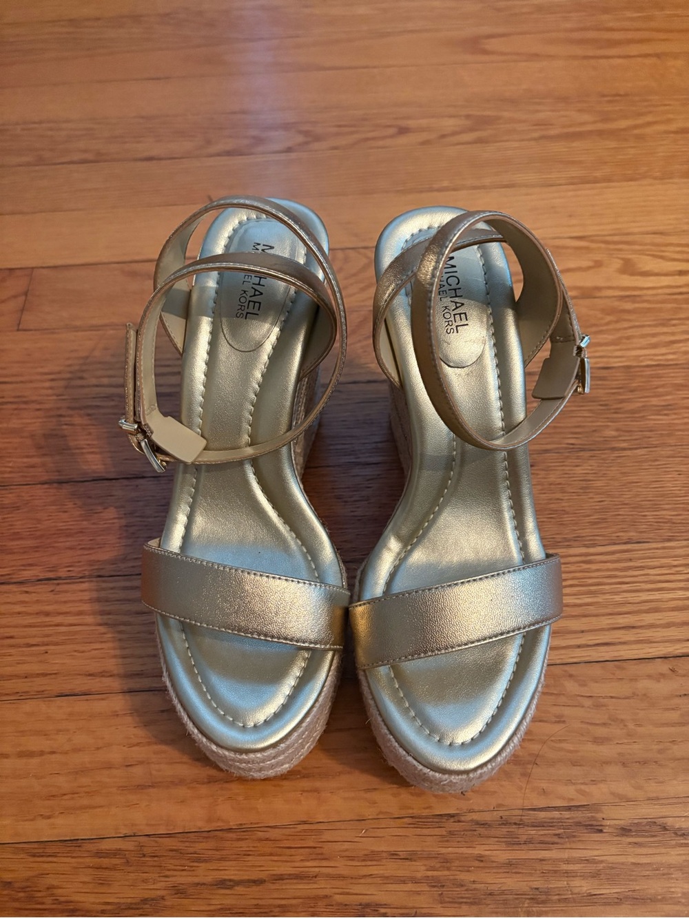 NWT Michael Kors Pale Gold Ankle-Strap Espadrille Wedges sz 6.5 - Picture 2 of 7